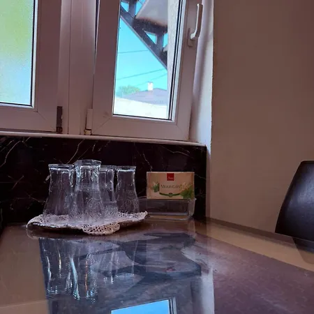 Ribica Ajan Apartman